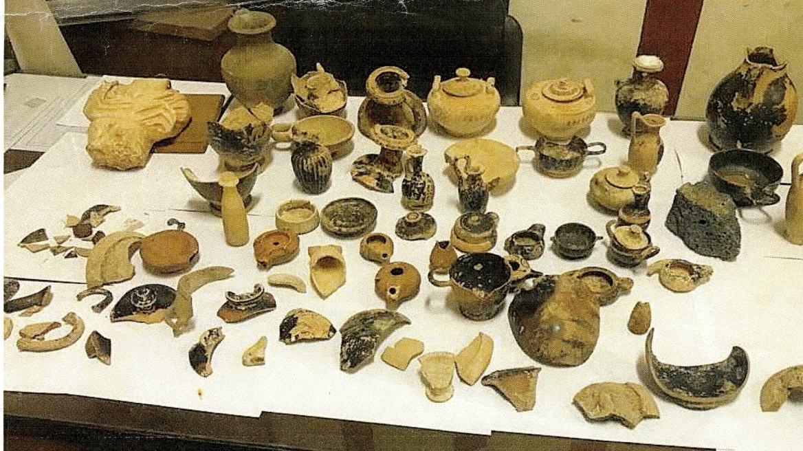 Λίβυος προσπάθησε να πουλήσει δεκάδες αρχαία αντικείμενα στην Αίγυπτο